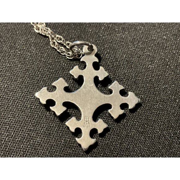 James Avery Retired 14in Avery Chain Peace With God Cross Pendant Necklace - Picture 3 of 8